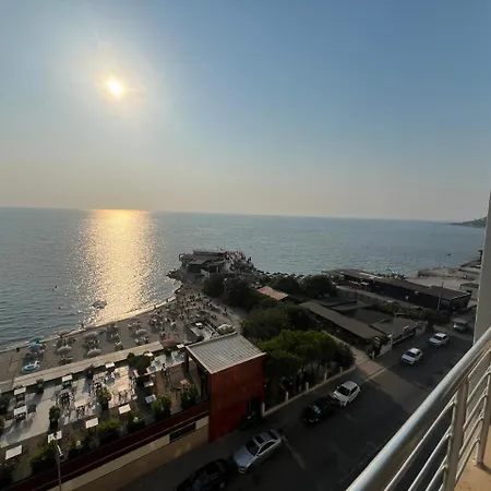 Casa Del Mar 6 - First Line Sea View, Vollga *